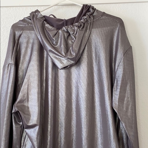 Silver jacket - Picture 3 of 4